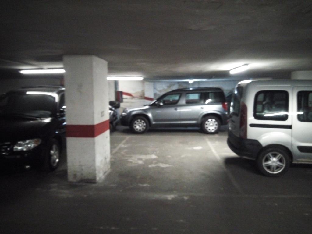 Plaza de parking en Barcelona Zona Franca / Foneria