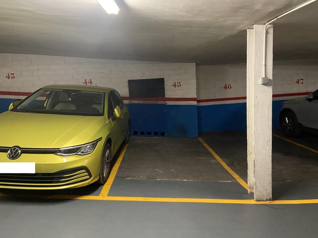 Plaza de parking en Barcelona en PEDRALBES  Trias i Pujol