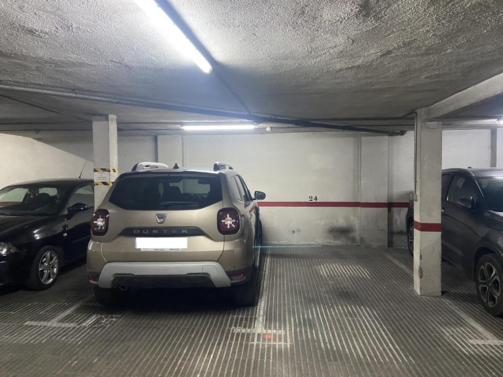 Plaza de parking en Barcelona Murcia / Espronceda