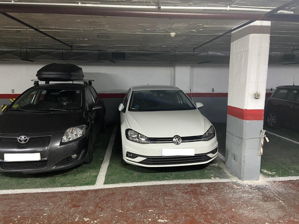 Plaza de parking en Barcelona Villarroel / Gran Via Corts Catalanes