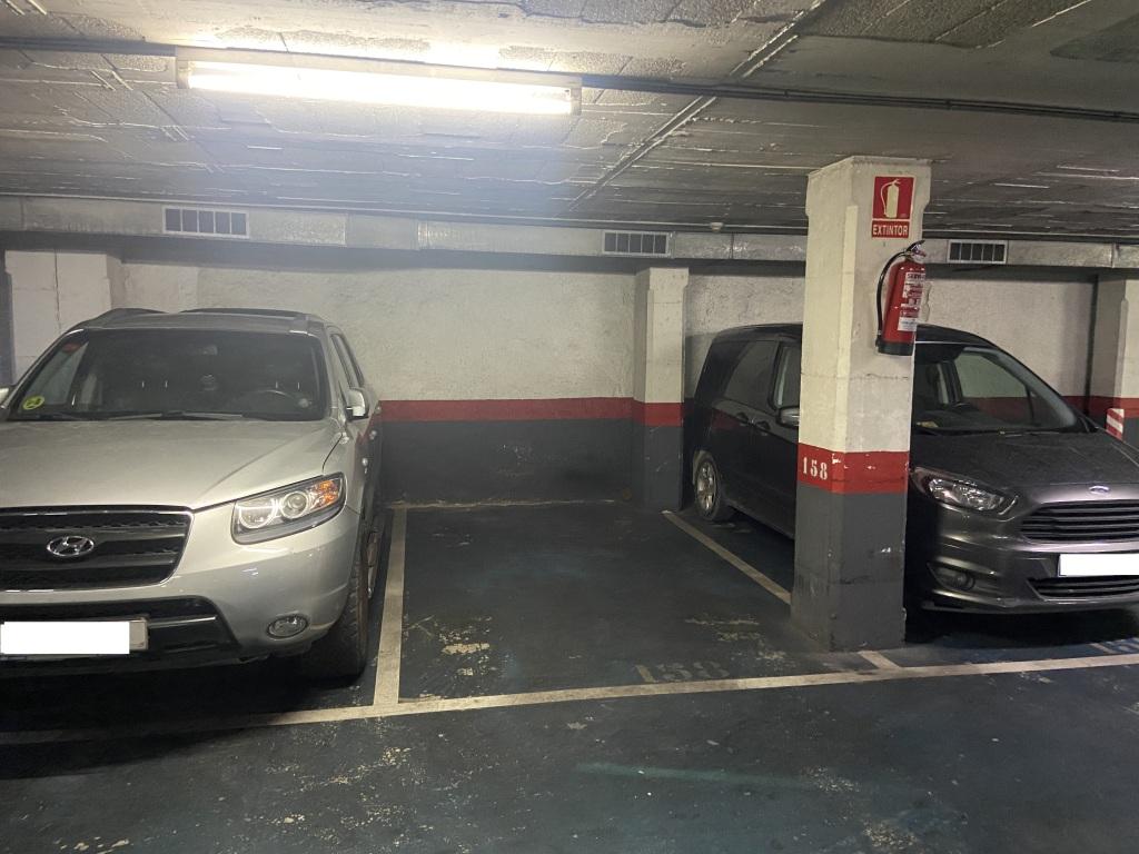 Plaza de parking en Santa Coloma De Gramanet en CENTRE  Rafael De Casanova