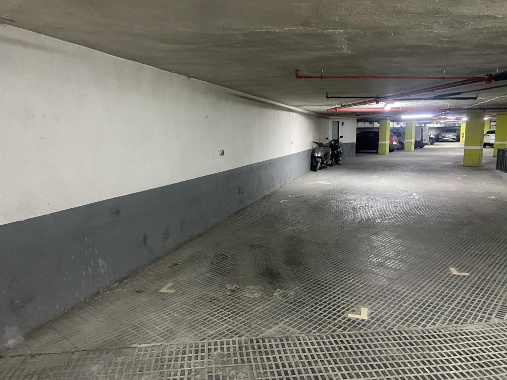 Plaza de parking en Barcelona en LES CORTS  Josep Tarradellas