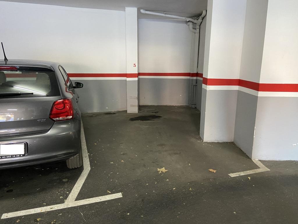 Plaza de parking en Barcelona en SANT ANDREU  Parellada