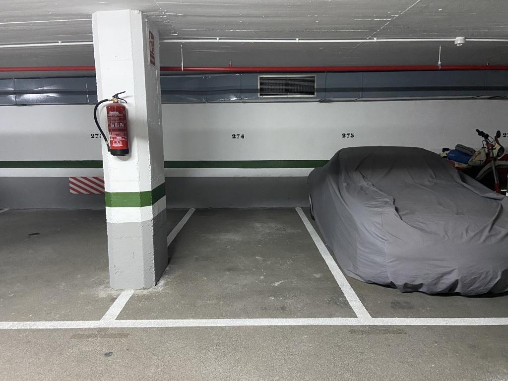 Plaza de parking en Barcelona en LES CORTS  Travessera de les Corts