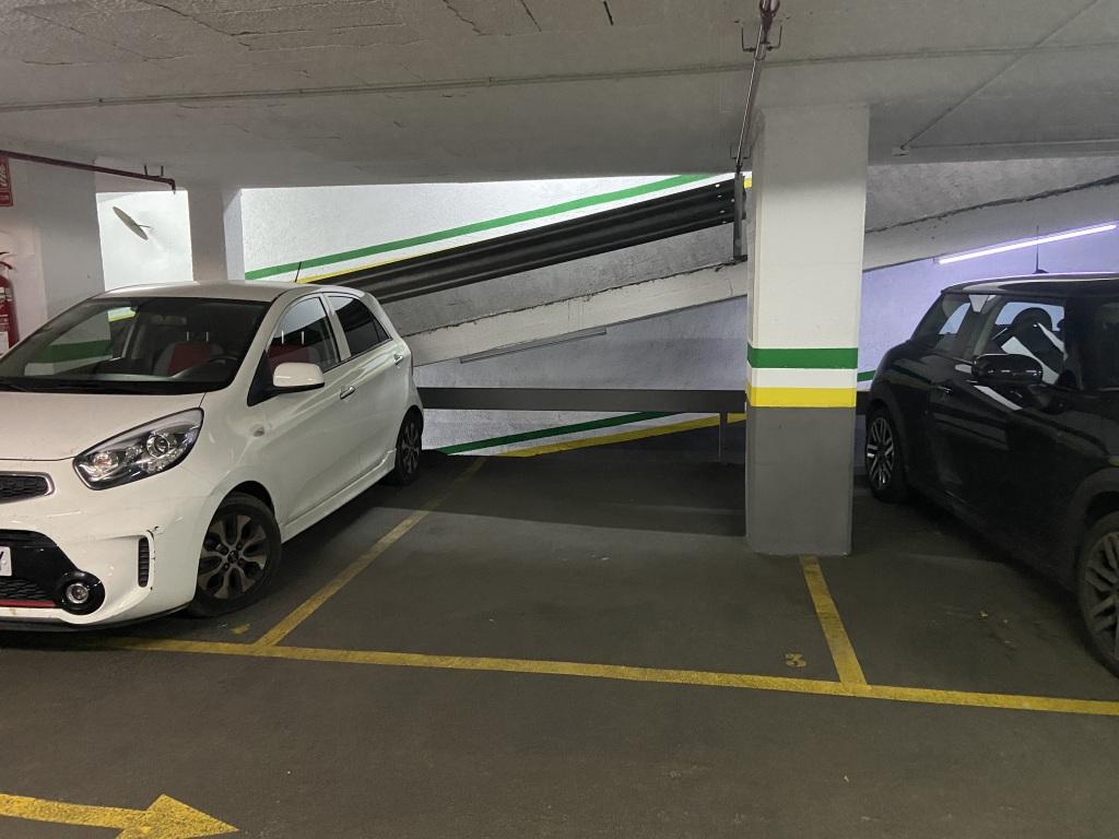 Plaza de parking en Barcelona en SANT GERVASI  Santalo