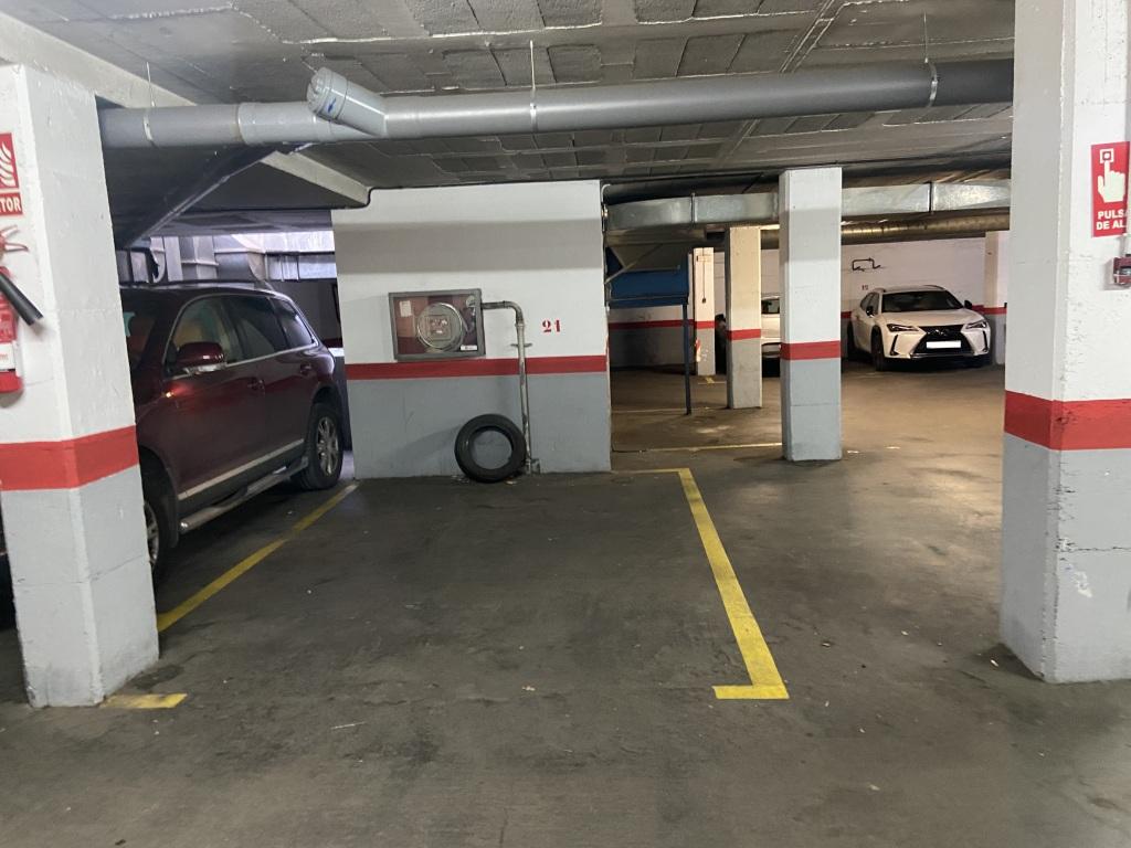 Plaza de parking en Sant Boi De Llobregat en   Dr. Antoni Pujades