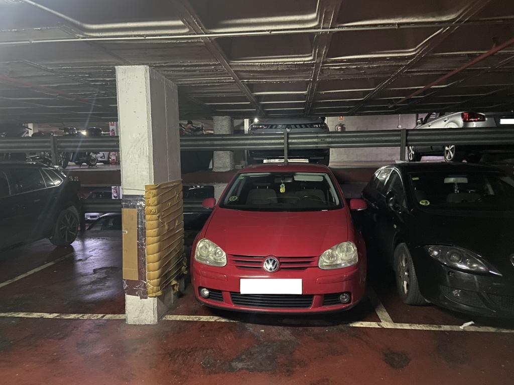 Plaza de parking en Barcelona en LES CORTS  Avinguda Madrid