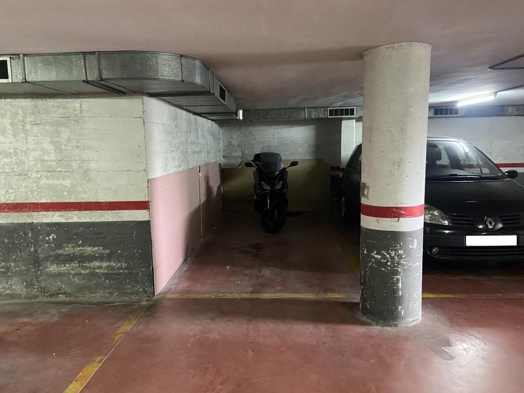 Plaza de parking en Barcelona en EL CARMEL  Dels Cortada
