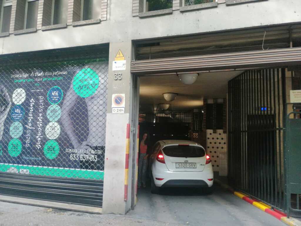 Plaza de garaje en Venta en Barcelona en EIXAMPLE ESQUERRA Muntaner