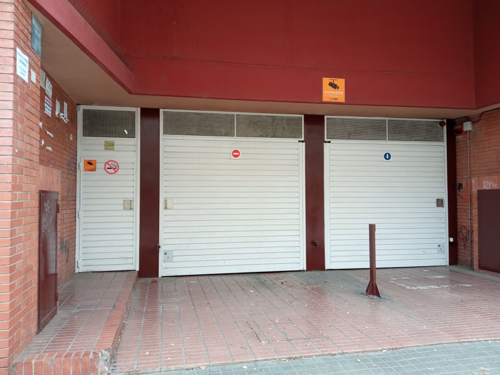 Plaza de garaje en Venta en Barcelona en SANT ANDREU Calle Cinca