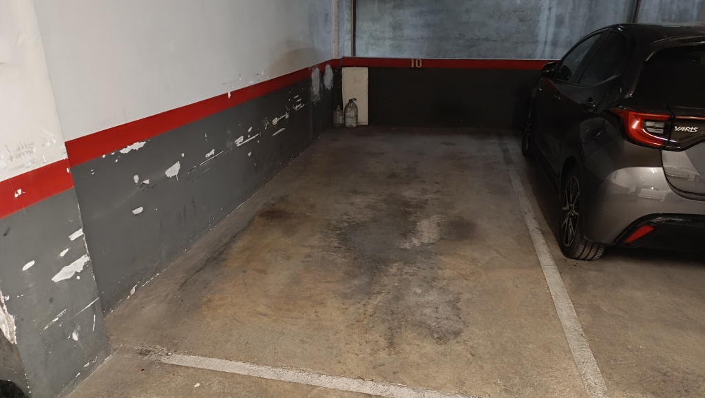 Plaza de garaje en Alquiler en Barcelona en BAIX GUINARDO Sant Quintí