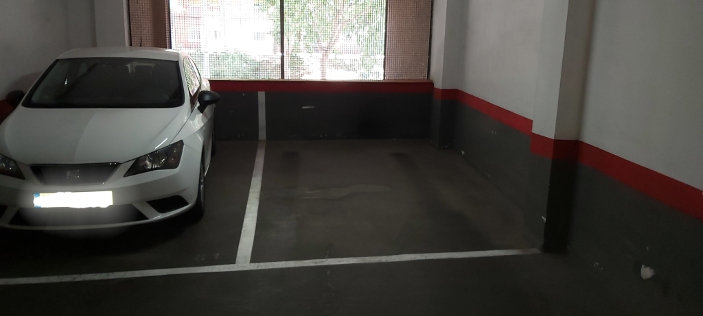 Plaza de garaje en Venta en Barcelona en LA MARINA CARRER DELS FERROCARRILS CATALANS 115, 3°1°