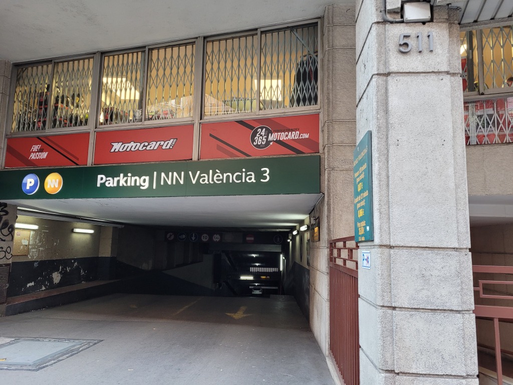 Plaza de garaje en Venta en Barcelona en SAGRADA FAMILIA Valencia