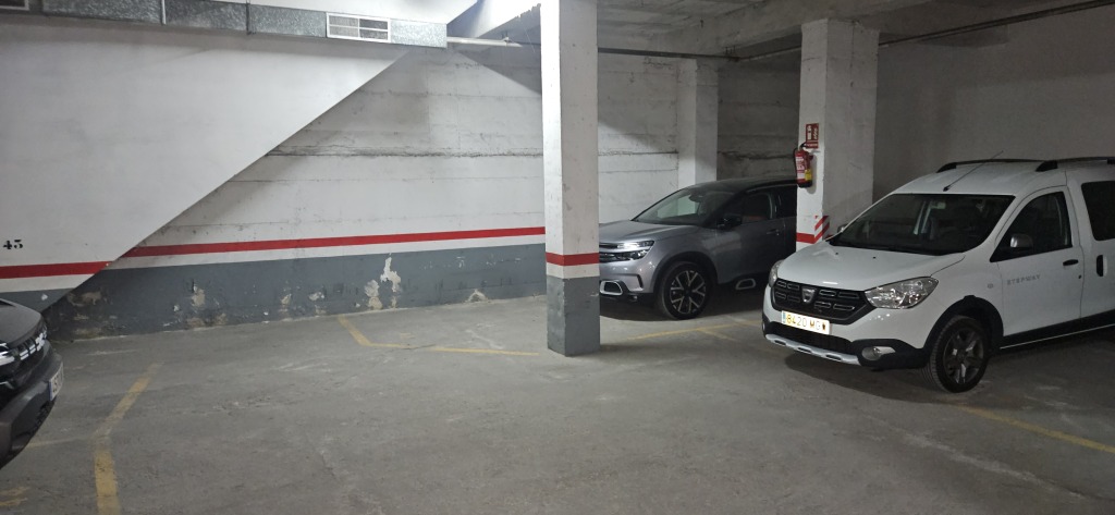 Plaza de garaje en Venta en Barcelona en EL PARC I LA LLACUNA DEL POBLENOU Pujadas