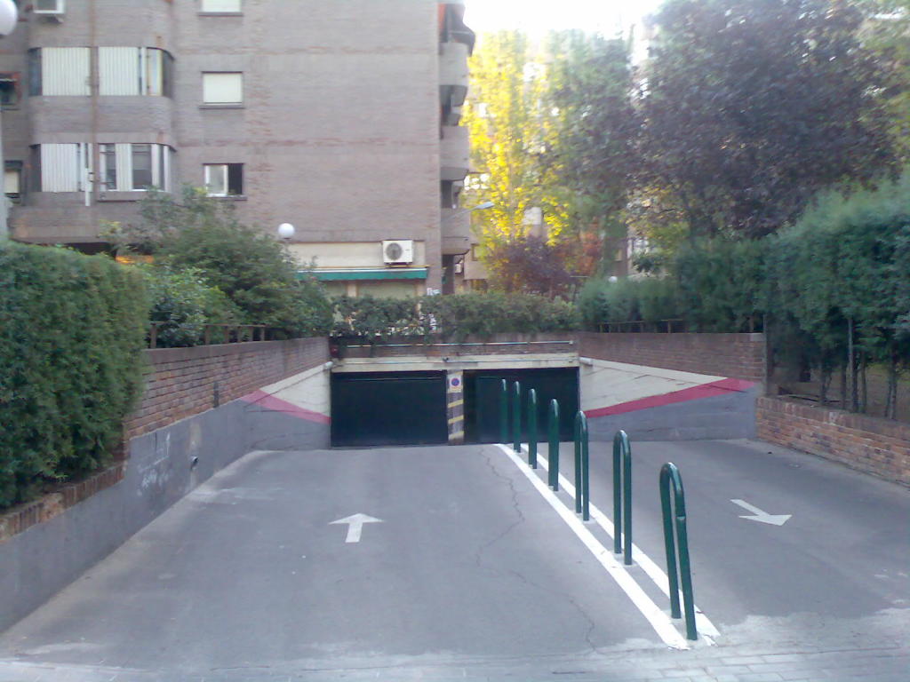 Plaza de garaje en Alquiler en Madrid en ACACIAS Calle Arganda