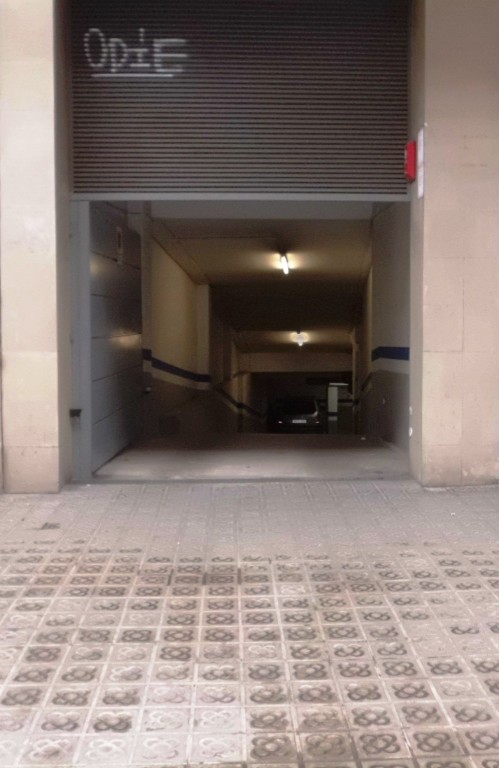 Plaza de garaje en Alquiler en Barcelona en SANT ANTONI Consell De Cent,  Del