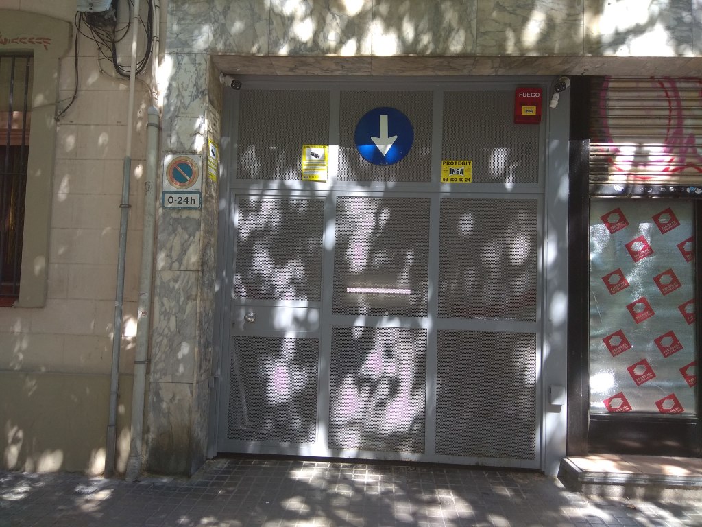 Plaza de garaje en Venta en Barcelona en POBLENOU C. Ramon Turró