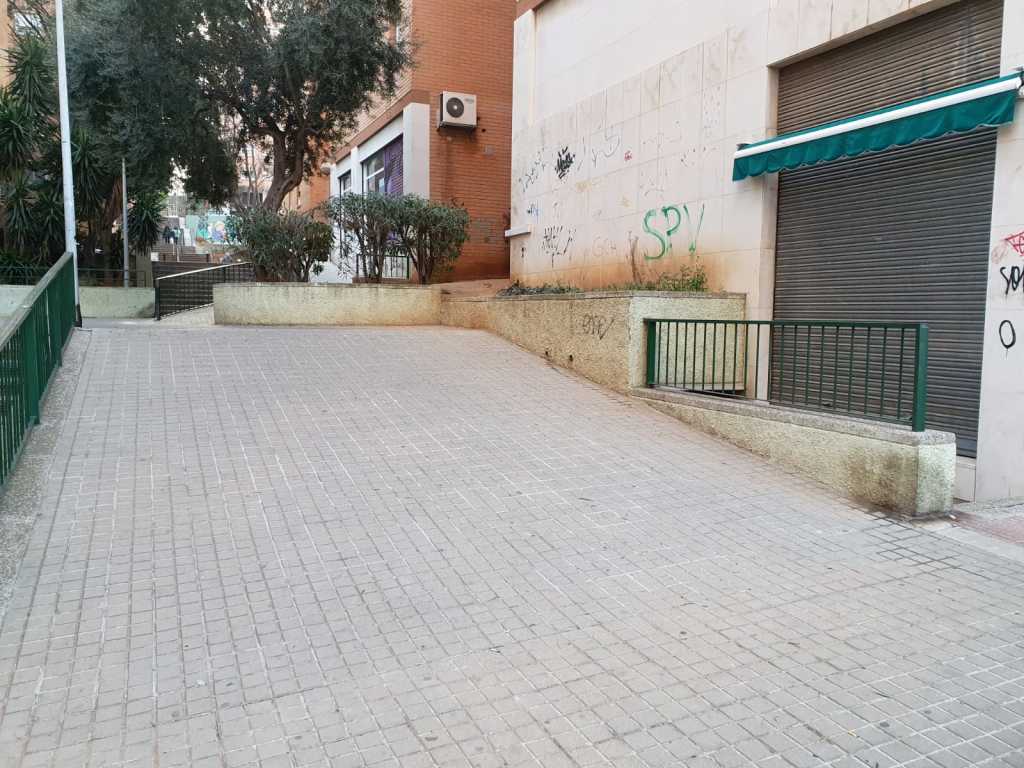 Plaza de garaje en Venta en Badalona en LLOREDA Avenida cataluña