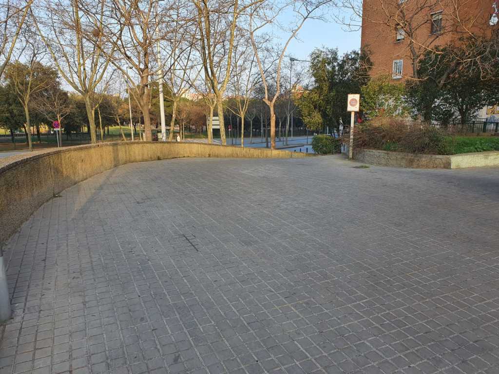 Plaza de garaje en Venta en Badalona en LLOREDA Avenida cataluña