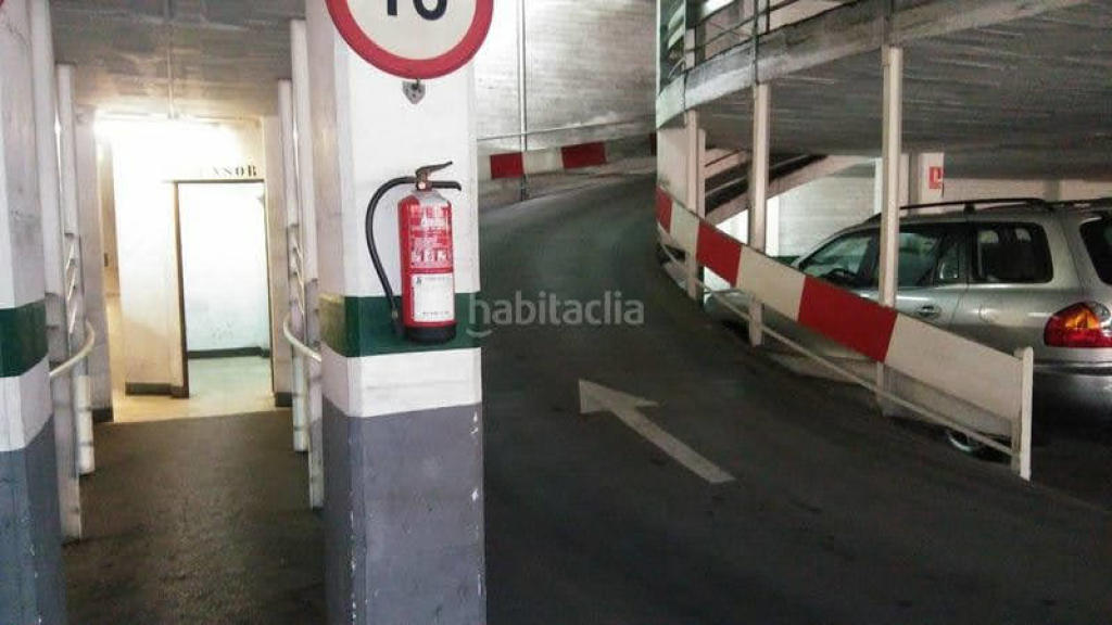 Plaza de garaje en Venta en Hospitalet De Llobregat en LA TORRASSA Claret