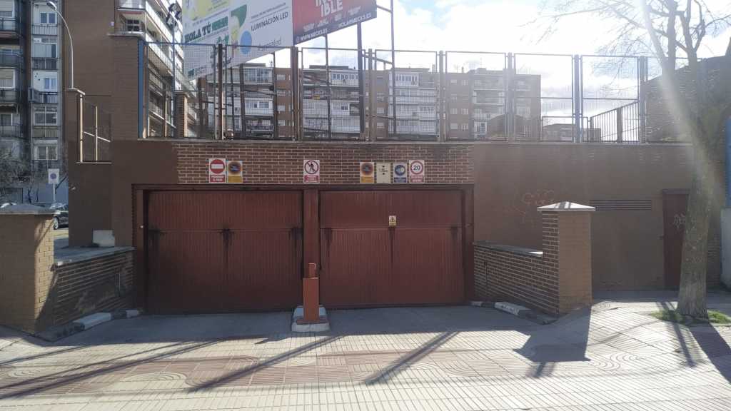 Plaza de garaje en Venta en Alcorcón en  Ribadeo