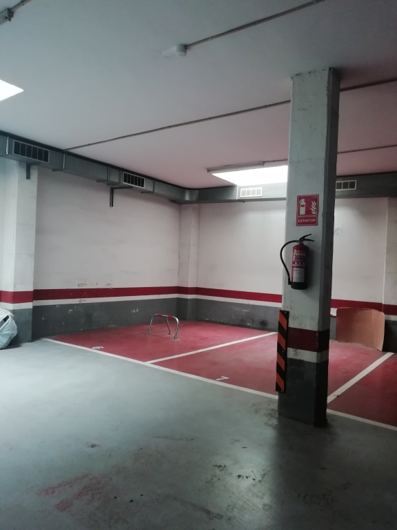 Plaza de garaje en Venta en Barcelona en EL RAVAL Reina Amalia