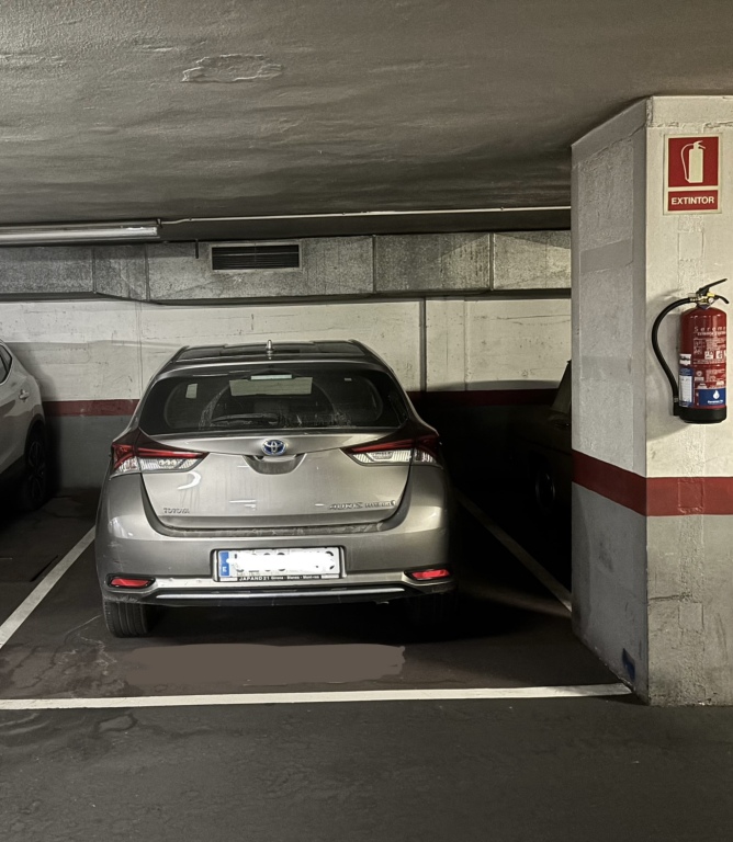 Plaza de garaje en Venta en Barcelona en SAGRADA FAMILIA Carrer València