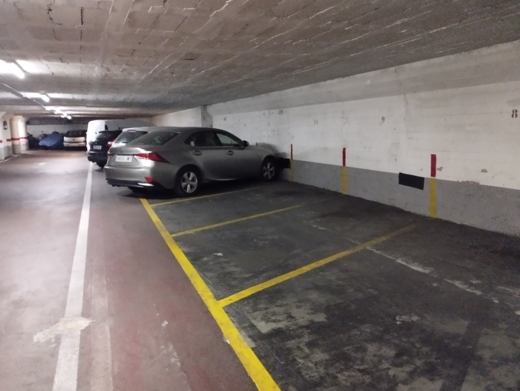 Plaza de garaje en Alquiler en Barcelona en LA NOVA ESQUERRA DE L EIXAMPLE Valencia