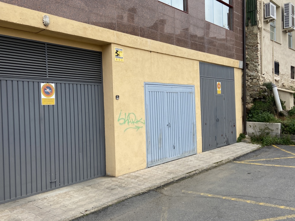 Garaje Entero en Venta en Plasencia en  Calle de Toledillo