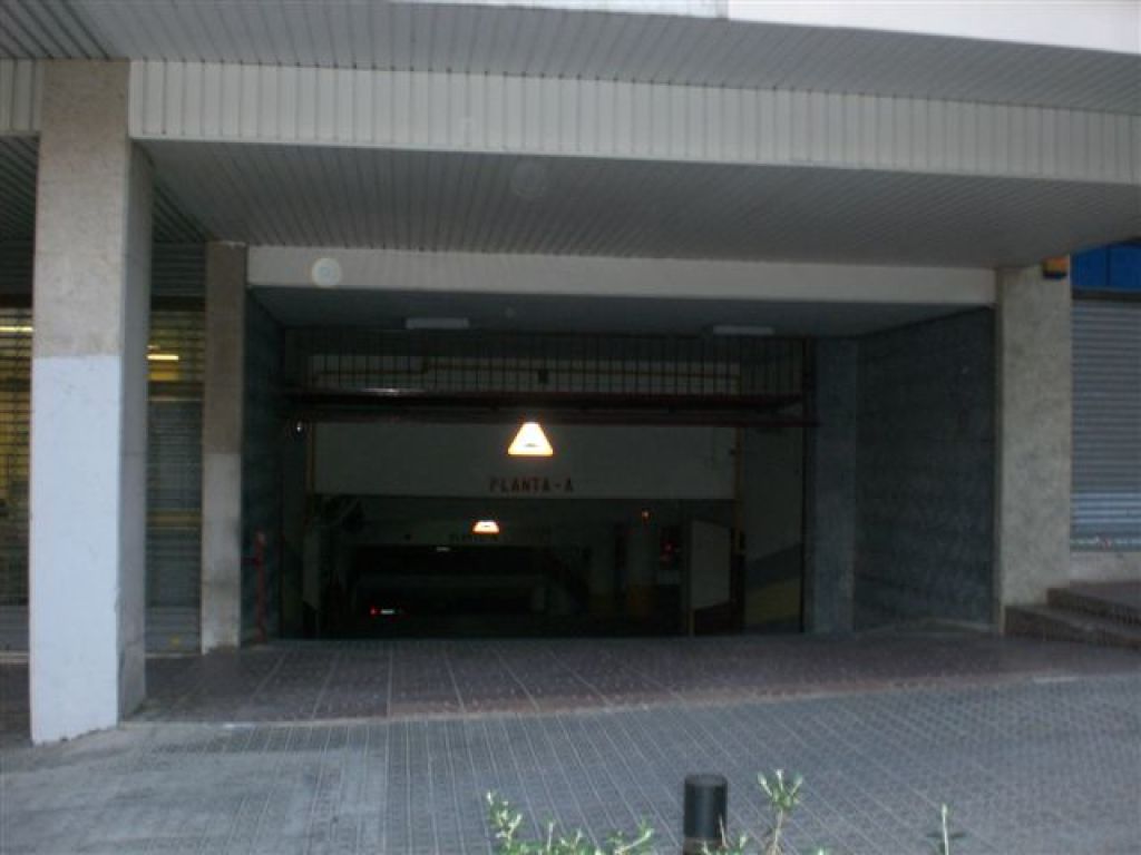 Plaza de garaje en Alquiler en Barcelona en PUTGET I FARRO c/Pàdua