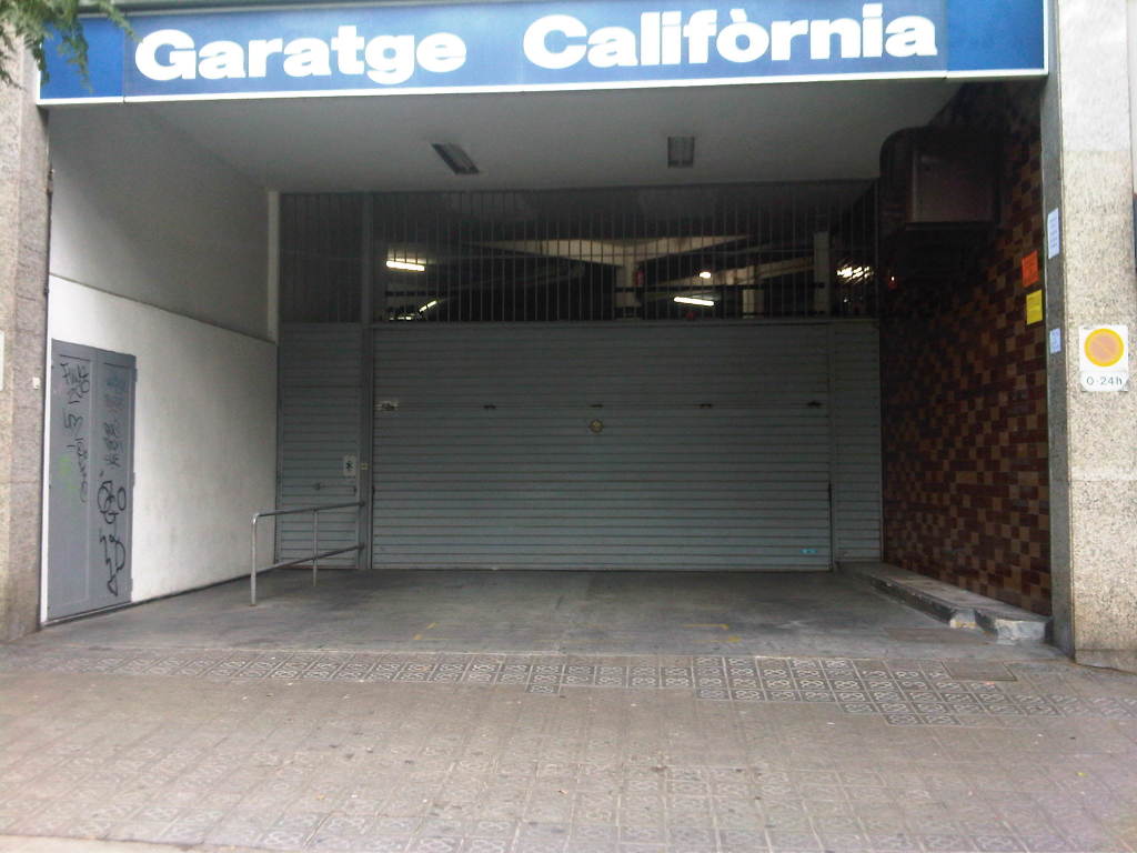 Plaza de garaje en Alquiler en Barcelona en SAGRADA FAMILIA Carrer Mallorca