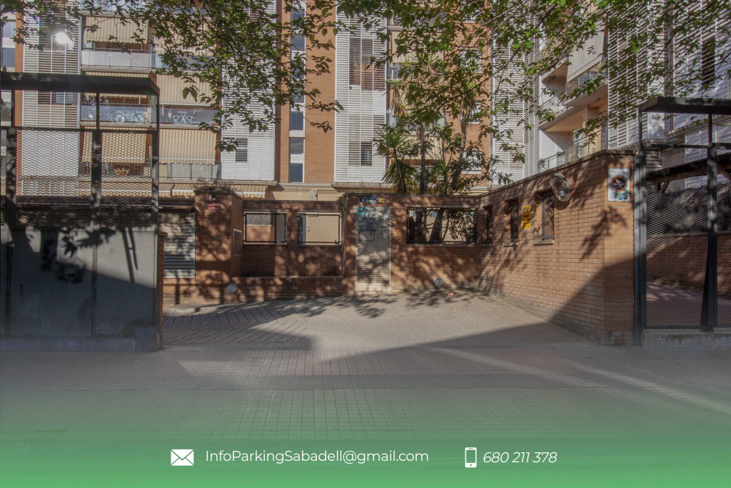 Plaza de garaje en Venta en Sabadell en Calle de Buxeda