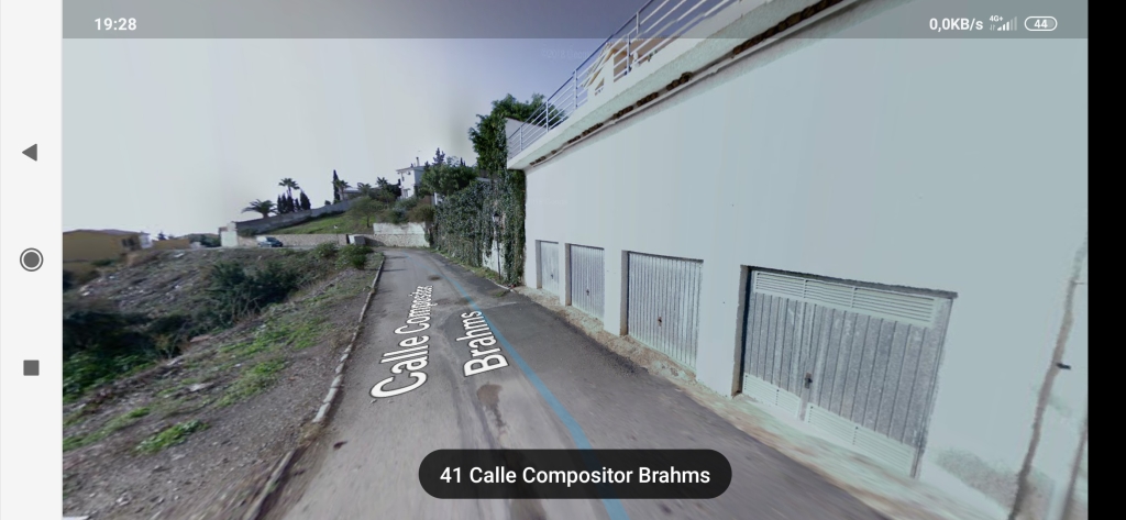 Plaza de garaje en Venta en Colina Soleada en  Calle compositor Brahms