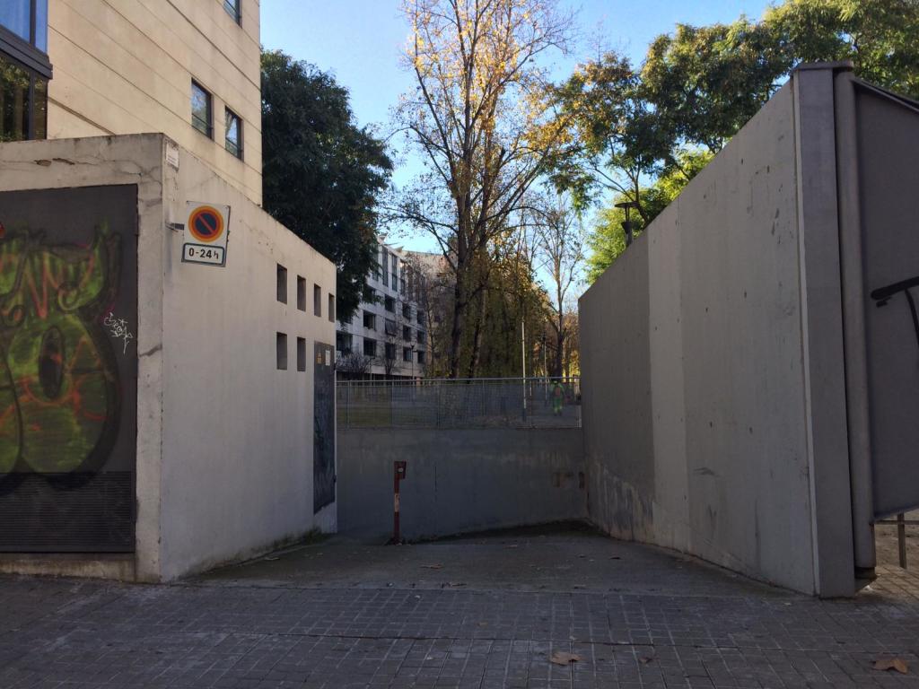 Plaza de garaje en Venta en Barcelona en POBLENOU Zamora