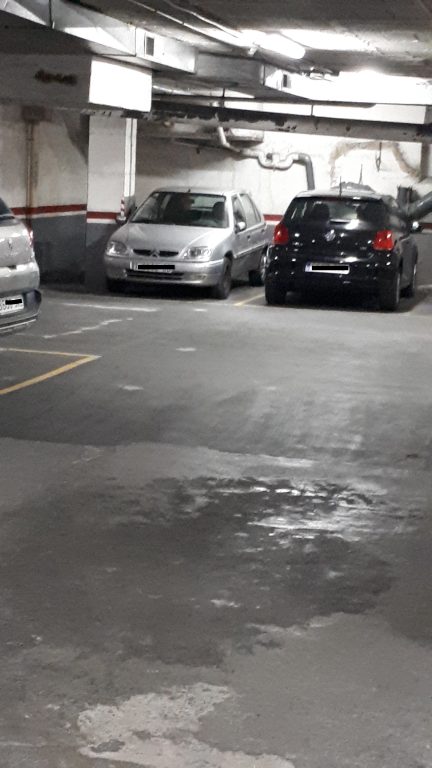 Plaza de garaje en Alquiler en Esplugues De Llobregat en EL GALL Avinguda isidre martí